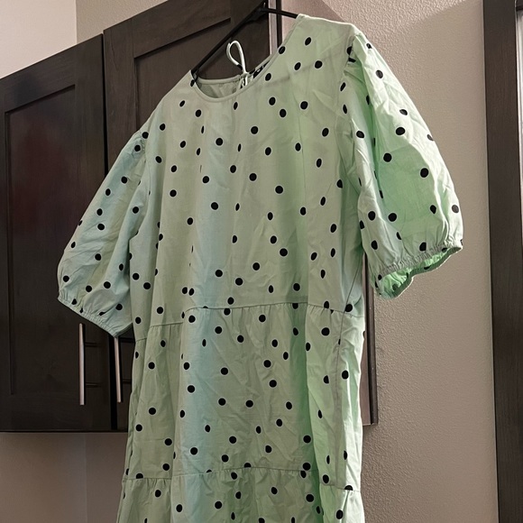 Gorgeous Mint Green Polka-Dot dress 👗 - Picture 3 of 5